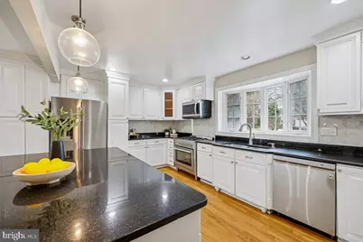 4902 Derussey Parkway, Chevy Chase, MD 20815 - Photo 14