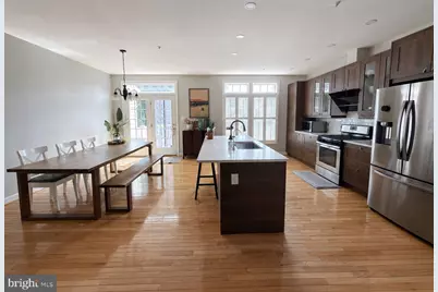 617 Highland Ridge Avenue, Gaithersburg, MD 20878 - Photo 2