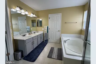 11216 Winding Brook Lane, Germantown, MD 20876 - Photo 32