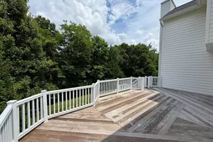 22811 Timber Creek Ln, Clarksburg, MD 20871 - Photo 2