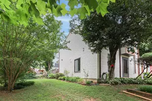 10704 Lester St, Silver Spring, MD 20902 - Photo 2