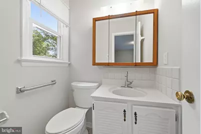 122 E Deer Park Drive, Gaithersburg, MD 20877 - Photo 18