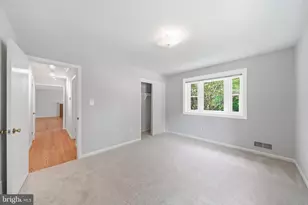 122 E Deer Park Dr, Gaithersburg, MD 20877 - Photo 22
