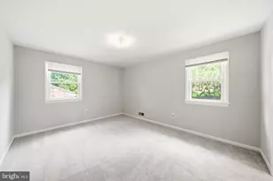 122 E Deer Park Dr, Gaithersburg, MD 20877 - Photo 14
