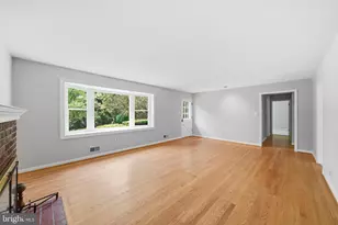 122 E Deer Park Dr, Gaithersburg, MD 20877 - Photo 4