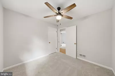 122 E Deer Park Drive, Gaithersburg, MD 20877 - Photo 24