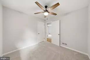 122 E Deer Park Dr, Gaithersburg, MD 20877 - Photo 24
