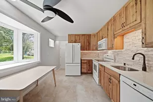 122 E Deer Park Dr, Gaithersburg, MD 20877 - Photo 12