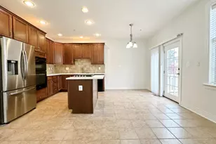 8201 Castanea Ln, Derwood, MD 20855 - Photo 10