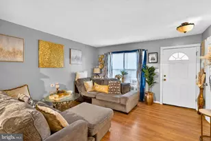 19704 Teakwood Cir, Germantown, MD 20874 - Photo 6