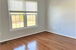 10903 Tuckerman Hill Ln, Potomac, MD 20854 - Photo 12