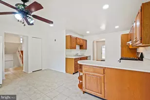 11840 Enid Dr, Rockville, MD 20854 - Photo 4