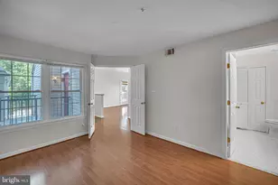 907 Hillside Lake Terrace, Gaithersburg, MD 20878 - Photo 6