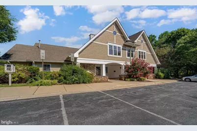 907 Hillside Lake Terrace #512, Gaithersburg, MD 20878 - Photo 10