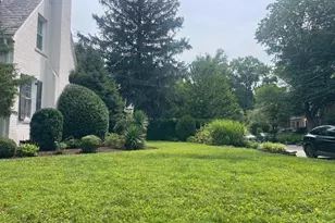 8201 Larry Pl, Chevy Chase, MD 20815 - Photo 30
