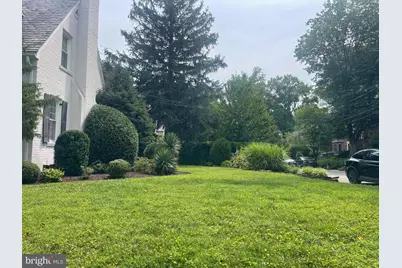 8201 Larry Place, Chevy Chase, MD 20815 - Photo 18