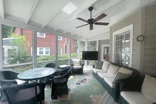 8201 Larry Pl, Chevy Chase, MD 20815 - Photo 20