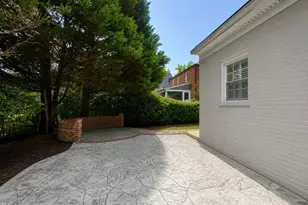 8201 Larry Pl, Chevy Chase, MD 20815 - Photo 34