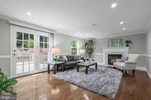 9725 Lookout Pl, Gaithersburg, MD 20886 - Photo 10