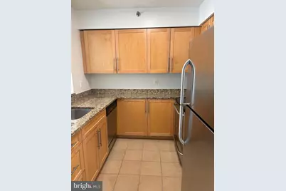 10101 Grosvenor Place #603, Rockville, MD 20852 - Photo 8