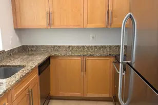 10101 Grosvenor Pl, Rockville, MD 20852 - Photo 8