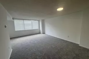 10101 Grosvenor Pl, Rockville, MD 20852 - Photo 2