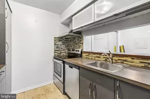 1639 Carriage House Terrace, Silver Spring, MD 20904 - Photo 6