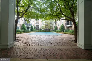 501 Hungerford Dr, Rockville, MD 20850 - Photo 20