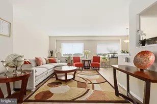 1111 University Blvd W, Silver Spring, MD 20902 - Photo 4