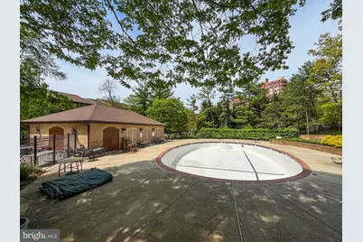 11400 Strand Drive #201, Rockville, MD 20852 - Photo 8