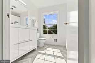 11006 Old Coach Rd, Potomac, MD 20854 - Photo 26