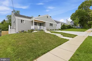 2713 Navarre Dr, Chevy Chase, MD 20815 - Photo 1