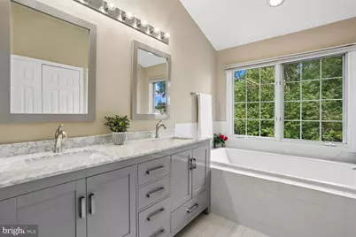 9803 Tiffany Hill Court #63, Bethesda, MD 20814 - Photo 38