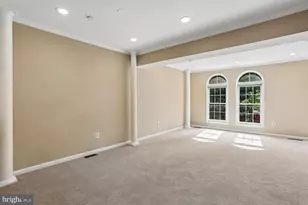 9803 Tiffany Hill Ct, Bethesda, MD 20814 - Photo 14