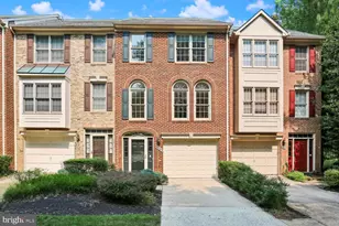 9803 Tiffany Hill Ct, Bethesda, MD 20814 - Photo 1