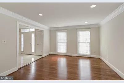 11001 Sugarbush Terrace, North Bethesda, MD 20852 - Photo 10