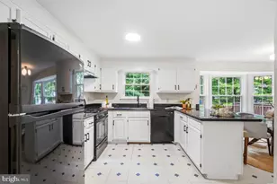 15515 Monona Dr, Rockville, MD 20855 - Photo 14