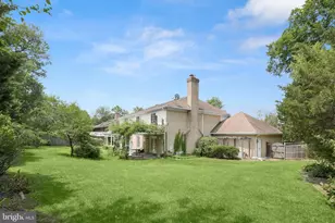 9809 Hall Rd, Potomac, MD 20854 - Photo 54