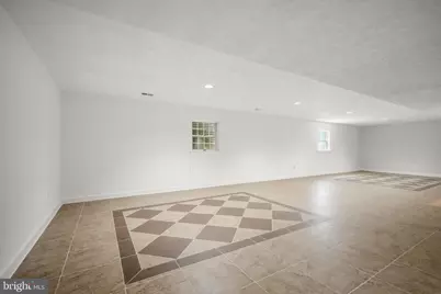 9809 Hall Road, Potomac, MD 20854 - Photo 44