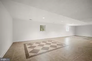 9809 Hall Rd, Potomac, MD 20854 - Photo 44