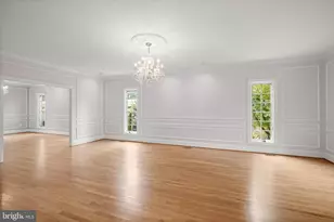 9809 Hall Rd, Potomac, MD 20854 - Photo 6