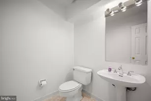 9809 Hall Rd, Potomac, MD 20854 - Photo 50