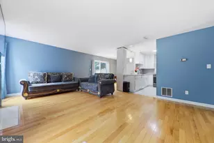 2 Grazing Ct, Montgomery Village, MD 20886 - Photo 4