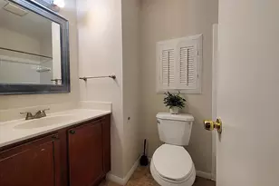 702 W Edmonston Dr, Rockville, MD 20852 - Photo 32