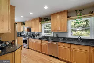9504 Wadsworth Dr, Bethesda, MD 20817 - Photo 12