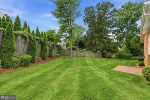 11601 Gowrie Ct, Potomac, MD 20854 - Photo 48