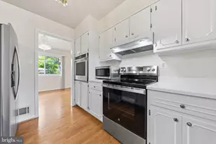 11601 Gowrie Ct, Potomac, MD 20854 - Photo 16