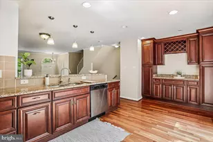 20016 Lake Park Dr, Germantown, MD 20874 - Photo 16