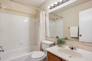 20016 Lake Park Dr, Germantown, MD 20874 - Photo 38