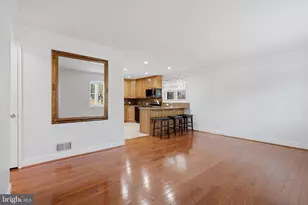 13105 Hallet Ct, Rockville, MD 20853 - Photo 6